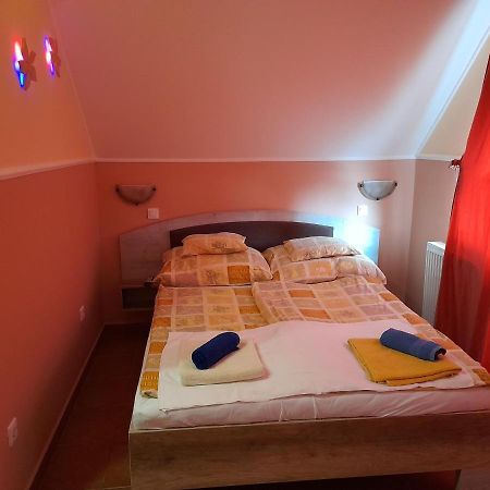 Andrea Apartman Хайдусобосло Экстерьер фото