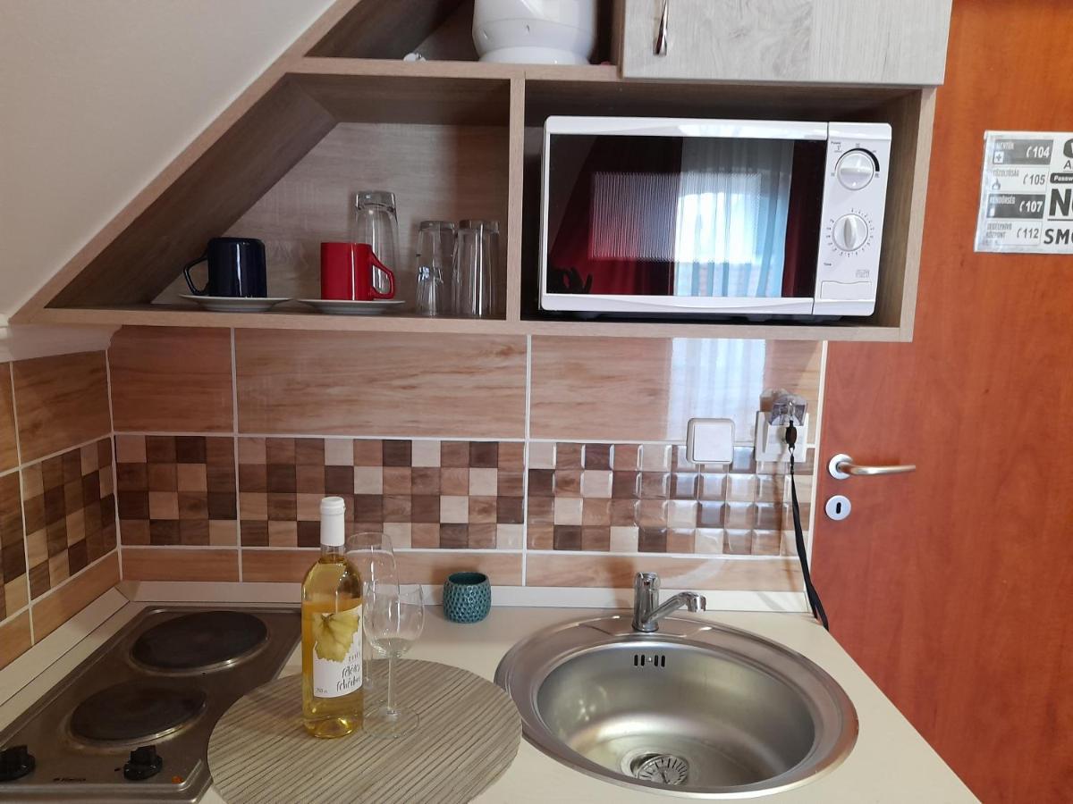 Andrea Apartman Хайдусобосло Экстерьер фото