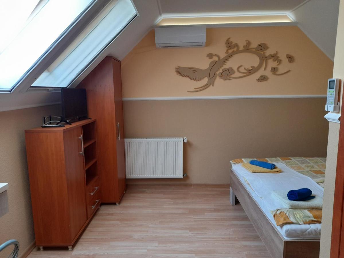 Andrea Apartman Хайдусобосло Экстерьер фото